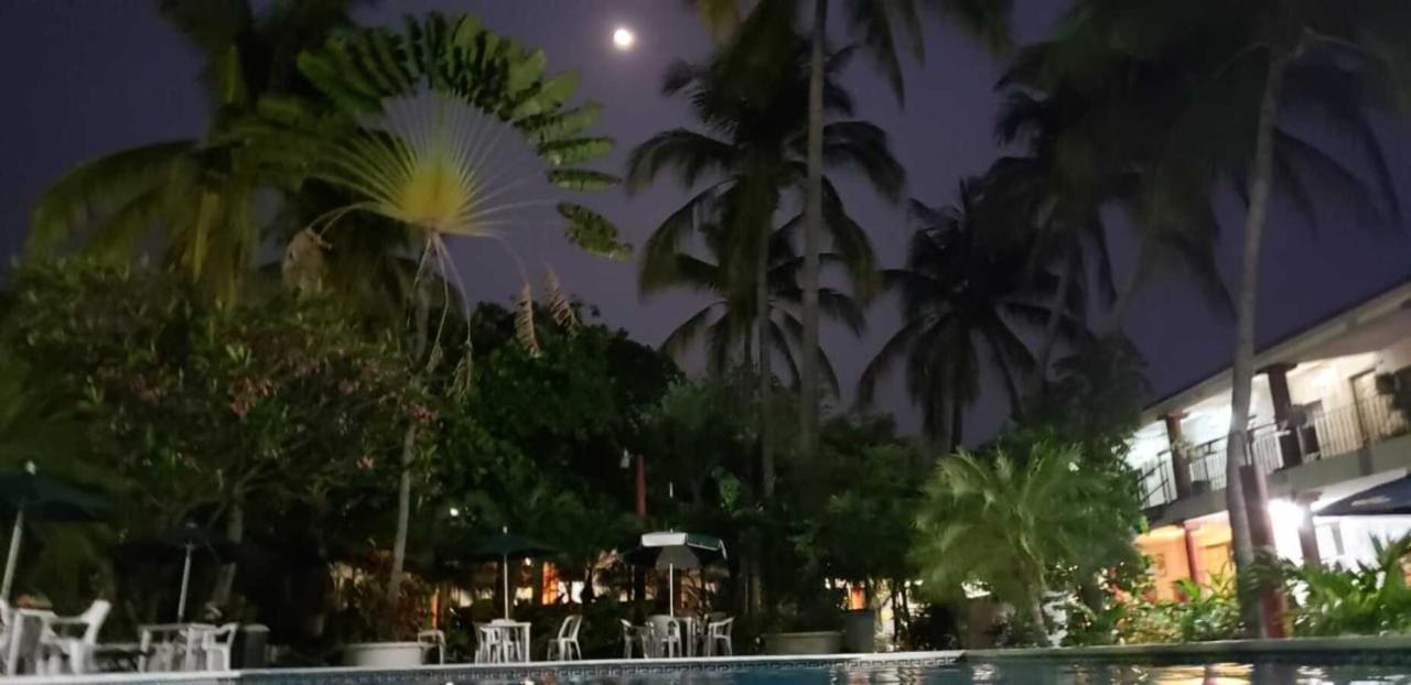 Hotel Albatros Puerto Escondido  Eksteriør billede